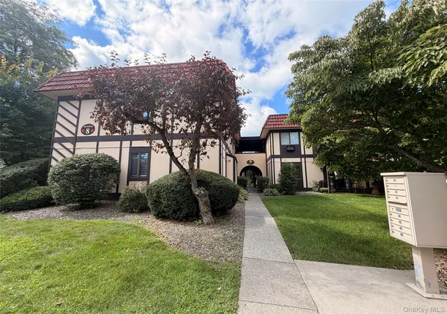 1st image of 8 Loudon Dr #8, Fishkill, NY 12524 | MLS# 1042384