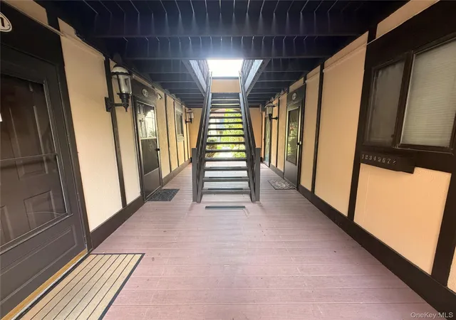 2nd image of 8 Loudon Dr #8, Fishkill, NY 12524 | MLS# 1042384