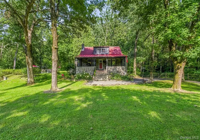 Photo 3 of Sale Pending at 231 Rombout Rd, La Grange, NY 12569 | MLS# 1042413 | Listing updated on 2026-09-29