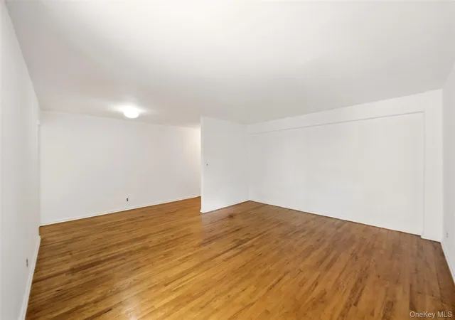 Photo 4 of House for sale at 200 N Village Ave #D7, Hempstead, NY 11570 | MLS# 1042473 | Listing updated on 2026-10-01