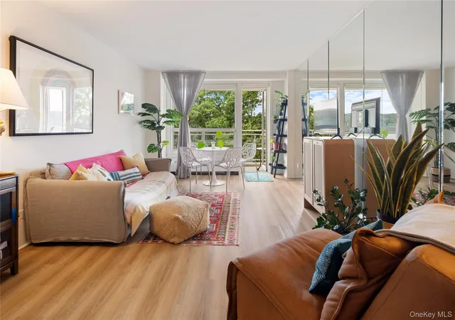 Photo 2 of Condo for sale at 2575 Palisade Ave #3J, New York, NY 10463 | MLS# 1042501 | Listing updated on 2026-09-30