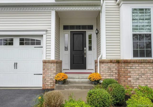 Listing Photo 2 - Condo for sale in building located at 63 Farmington Rd, Wappingers Falls, NY 12590