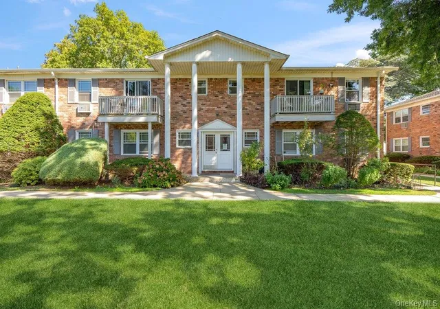 Condo for sale at 64 Fairharbor #64, Brookhaven, NY 11772 | MLS# 1042612