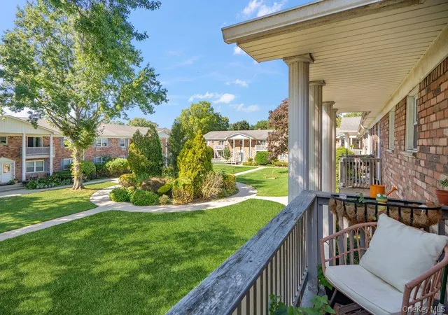 Listing Photo 5 - Condo for sale in building located at 64 Fairharbor, Brookhaven, NY 11772 - Unit #64