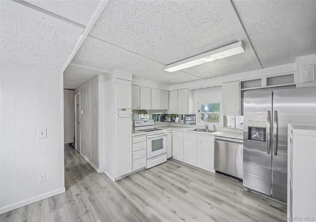 Photo 1 of Sale Pending at 703 Fresh Pond Ave #48, Riverhead, NY 11933 | MLS# 1042675 | Listing updated on 2026-10-22