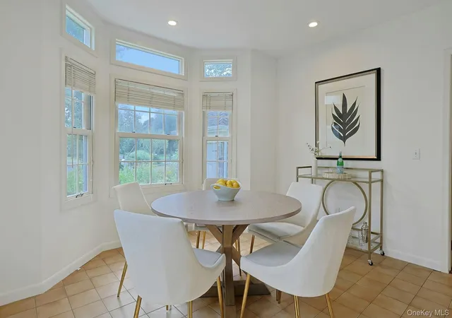 Photo 5 of Single family home for sale at 12 Westhaven Ln, White Plains, NY 10605 | MLS# 1042684 | Listing updated on 2026-09-04