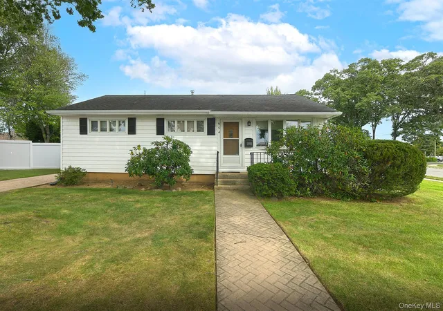 Photo 1 of Sale Pending at 654 Carlyle Ave, Hempstead, NY 11010 | MLS# 1042714 | Listing updated on 2026-10-06