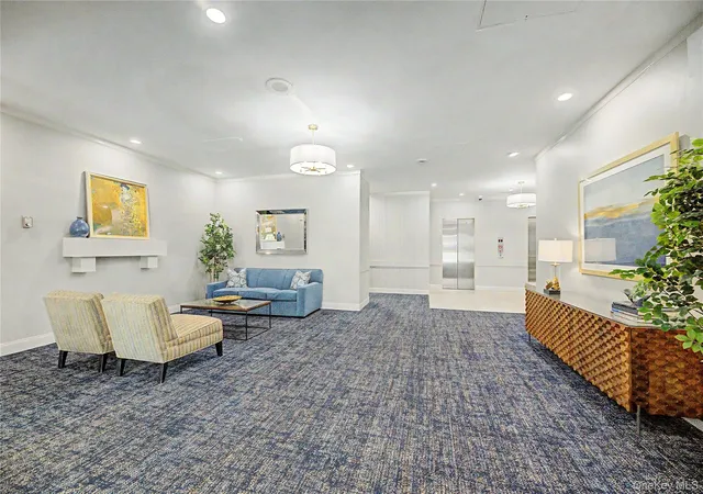 Listing Photo 4 - Condo for sale in building located at 20 Old Mamaroneck Rd, White Plains, NY 10605 - Unit #5C