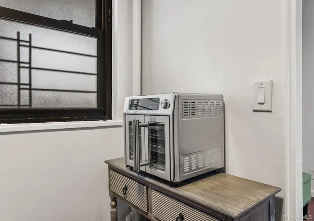 Photo 4 of House for sale at 61-25 98Th St #9F, New York, NY 11374 | MLS# 1042830 | Listing updated on 2026-10-06