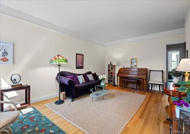 Photo 4 of Sale Pending at 445 Gramatan Avenue #HB2, Mount Vernon, NY 10552 | MLS# 1042852 | Listing updated on 2026-10-01