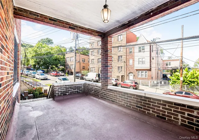 Photo 2 of Sale Pending at 126 Park Hl Ave, Yonkers, NY 10701 | MLS# 1042962 | Listing updated on 2026-10-09