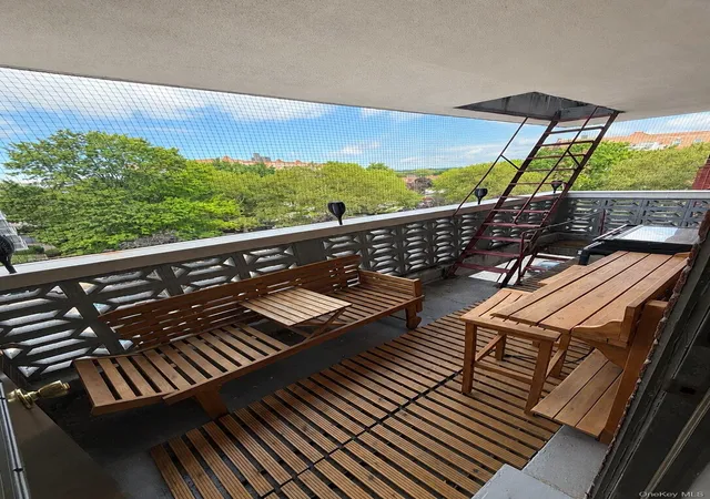 Photo 1 of House for sale at 8610 151 Ave #4N, New York, NY 11414 | MLS# 1042975 | Listing updated on 2026-10-05