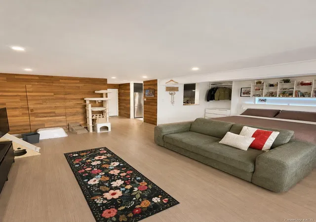 Photo 2 of House for sale at 8610 151 Ave #4N, New York, NY 11414 | MLS# 1042975 | Listing updated on 2026-10-05