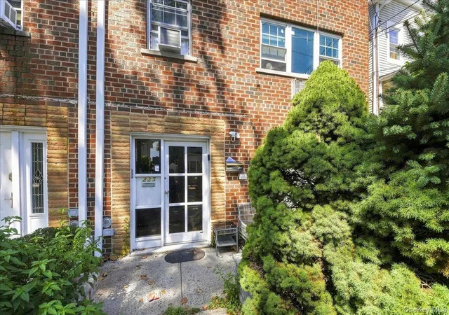 Photo 2 of Sale Pending at 235 E 237th Street, New York, NY 10470 | MLS# 1043047 | Listing updated on 2026-10-01