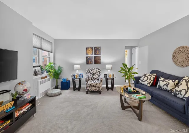 Listing Photo 3 - Condo for sale in building located at 36 Cathedral Ave, Hempstead, NY 11550 - Unit #4F
