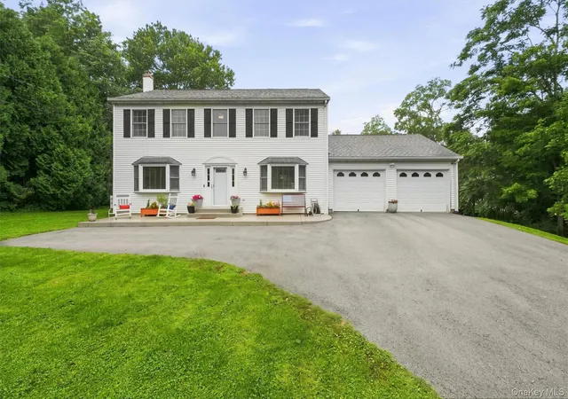 Photo 2 of Single family home for sale at 20 Cary Rd, Hyde Park, NY 12538 | MLS# 1043123 | Listing updated on 2026-09-04