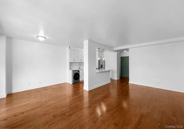 Photo 3 of House for sale at 820 Boynton Ave #11 K, New York, NY 10473 | MLS# 1043147 | Listing updated on 2026-08-29