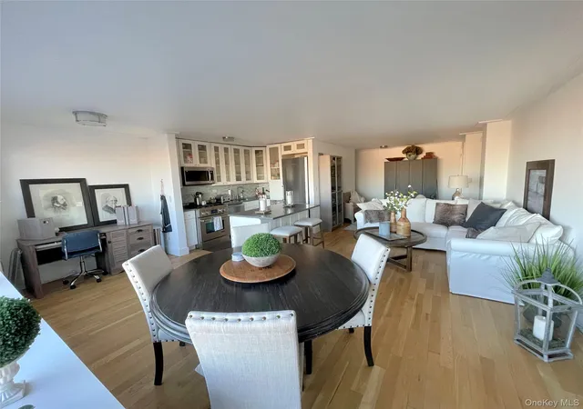 Condo for sale at 372 Central Park West #20K, New York, NY 10025 | MLS# 1043165 | Listing updated on 2026-08-29