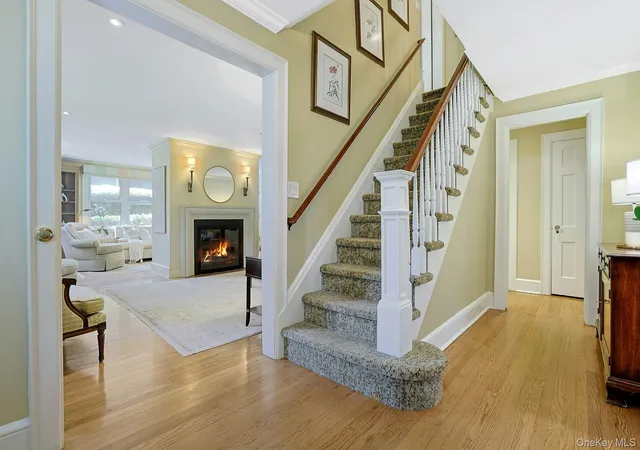 Photo 1 of Single family home for sale at 17 Elm Rd, Scarsdale, NY 10583 | MLS# 1043170 | Listing updated on 2026-09-23