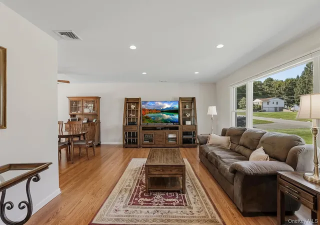 Photo 3 of Sale Pending at 53 Greenwood Ln, Mount Pleasant, NY 10595 | MLS# 1043173 | Listing updated on 2026-10-02
