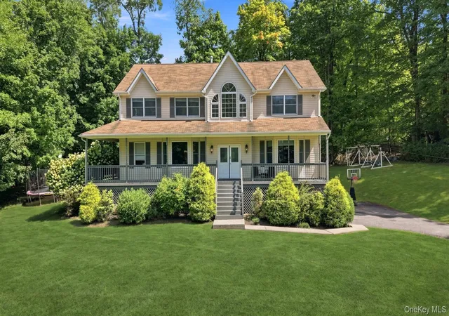 Photo 1 of Single family home for sale at 2 Belmar Ct, Ramapo, NY 10901 | MLS# 1043201 | Listing updated on 2026-10-06