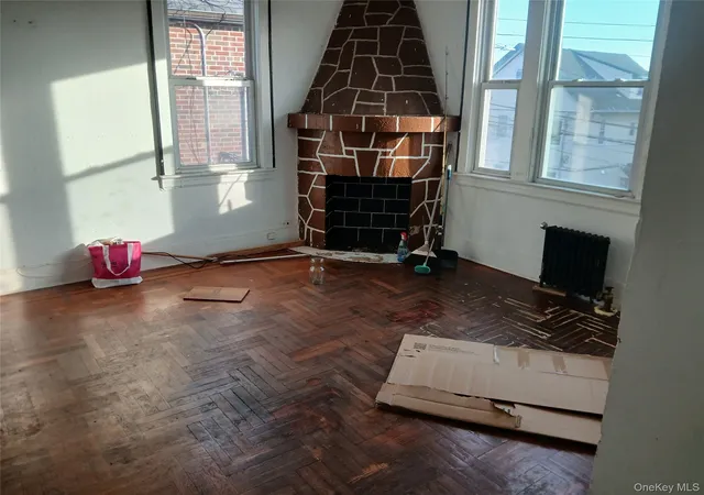 Photo 3 of House for sale at Gillmore Street, New York, NY 11369 | MLS# 1043389 | Listing updated on 2026-09-05