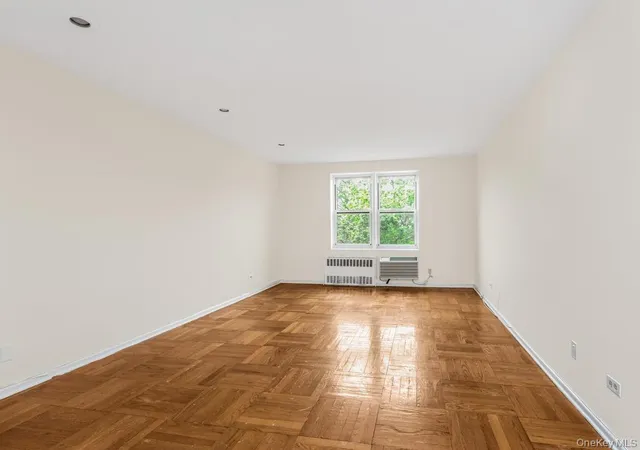 Photo 2 of House for sale at 3901 Independence Ave #6H, New York, NY 10463 | MLS# 1043447 | Listing updated on 2026-08-27