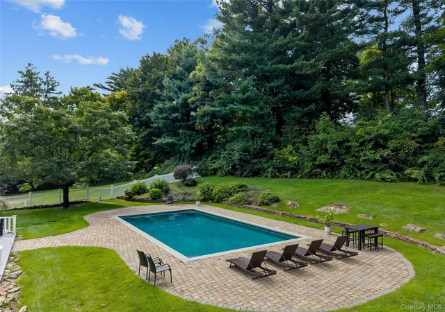 Photo 3 of Sale Pending at 218 Mclain St, Bedford, NY 10549 | MLS# 1043448 | Listing updated on 2026-09-25
