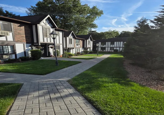 Photo 3 of Condo for sale at 11 Brittany Dr, Middletown, NY 10940 | MLS# 1043527 | Listing updated on 2026-09-02