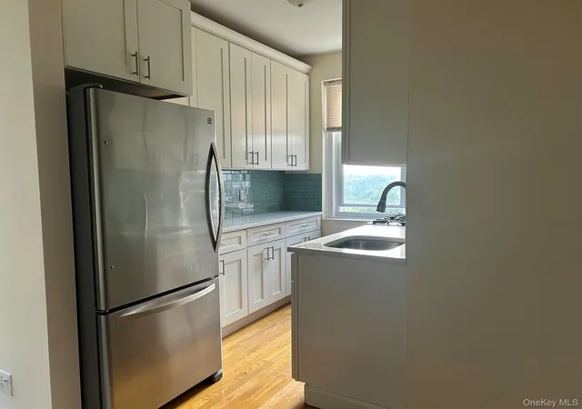 Listing Photo 5 - Condo for sale in building located at 90 Bryant Ave, White Plains, NY 10605 - Unit #E-6D