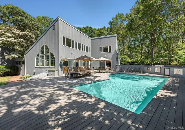 Photo 1 of Single family home for sale at 26 Pheasant Run, Southampton, NY 11959 | MLS# 1043577 | Listing updated on 2026-09-07