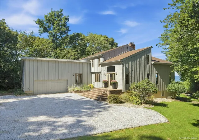 Photo 1 of Single family home for sale at 5 Dock Ct, Brookhaven, NY 11777 | MLS# 1043643 | Listing updated on 2026-10-07
