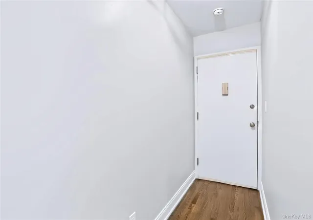 Listing Photo 5 - Condo for sale in building located at 221 Kearsing Pkwy, Ramapo, NY 10931 - Unit #E