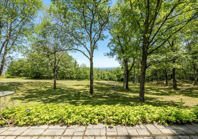 Photo 3 of Single family home for sale at 231 Manorville Rd, Saugerties, NY 12477 | MLS# 1043702 | Listing updated on 2026-09-03