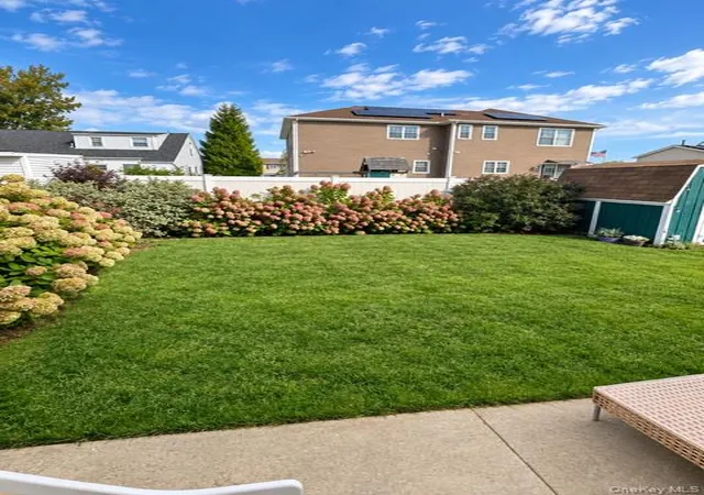 Photo 2 of Single family home for sale at 14 E Seacrest Ave, Babylon, NY 11757 | MLS# 1043732 | Listing updated on 2026-09-23