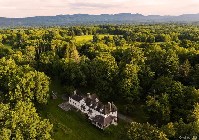 Photo 4 of Single family home for sale at 55 Leggett Rd, Marbletown, NY 12484 | MLS# 1043733 | Listing updated on 2026-09-02