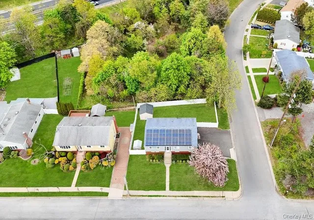 Photo 2 of Single family home for sale at 226 Princess St, Oyster Bay, NY 11801 | MLS# 1043734 | Listing updated on 2026-10-08