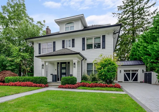 Photo 1 of Single family home for sale at 39 Burton Ave, Hempstead, NY 11598 | MLS# 1043763 | Listing updated on 2026-09-03