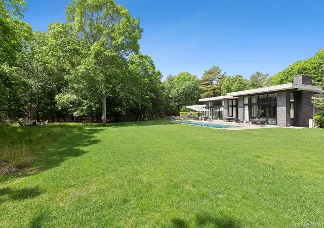 Photo 17 of Mansion for sale at 32 Neck Path, East Hampton, NY 11937 | MLS# 1043767 | Listing updated on 2026-09-02