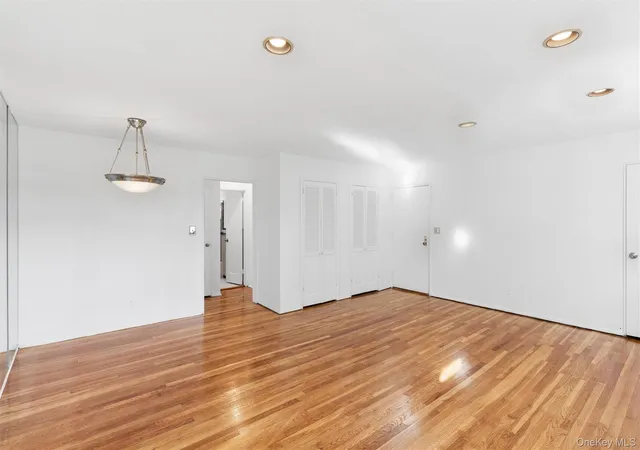 Photo 3 of House for sale at 15-35 160 Street #6-160, New York, NY 11357 | MLS# 1043798 | Listing updated on 2026-10-08