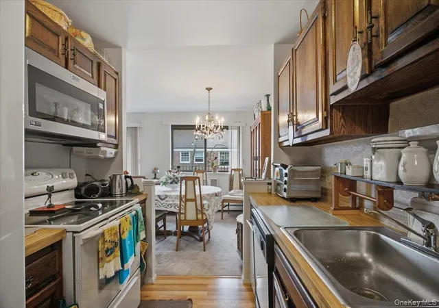 Photo 3 of Sale Pending at 107 N Broadway #205B, White Plains, NY 10603 | MLS# 1043817 | Listing updated on 2026-10-07
