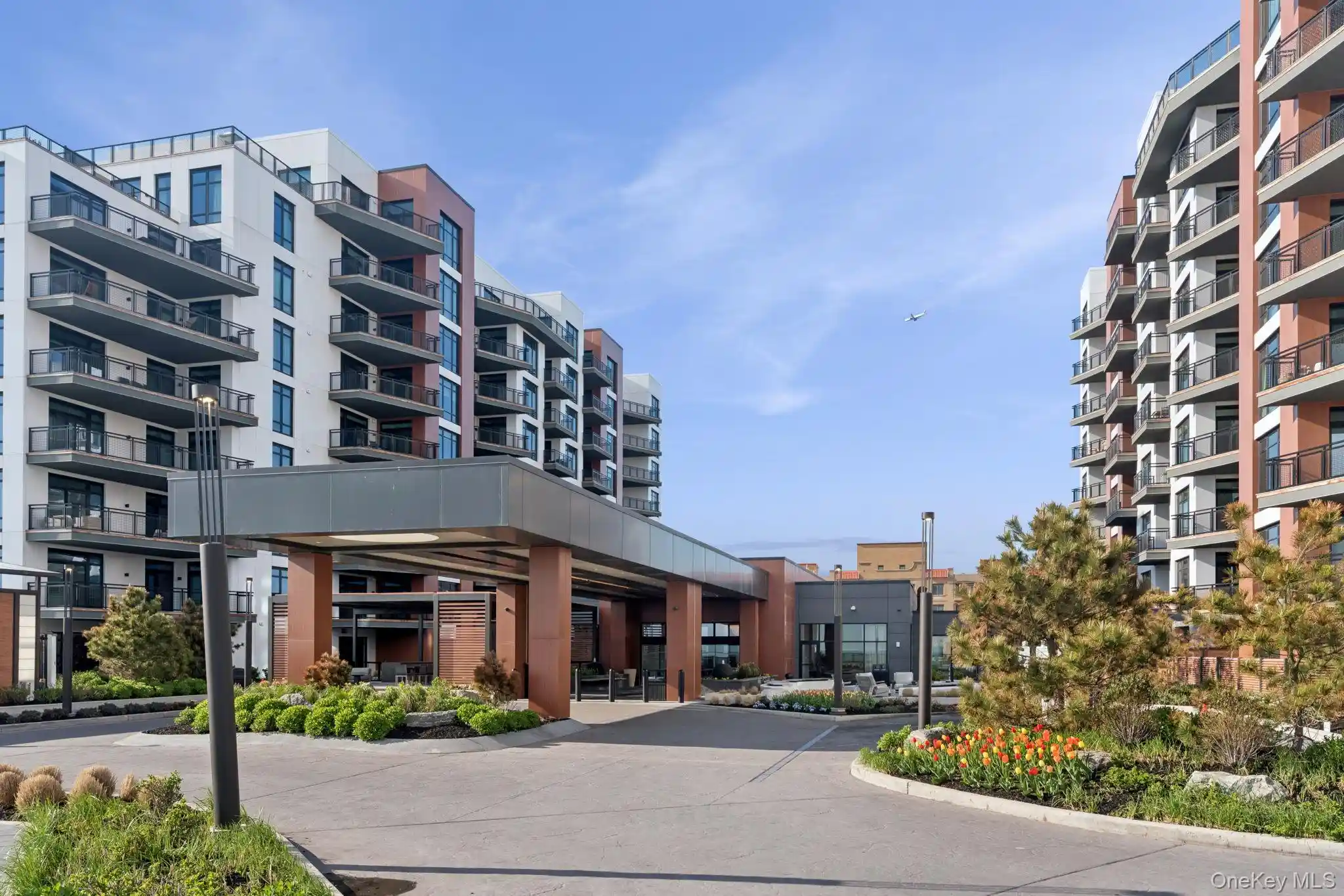 Listing Photo 44 - Condo for sale in 100 Boardwalk located at 100 Boardwalk, Hempstead, NY 11561 - Unit #904A