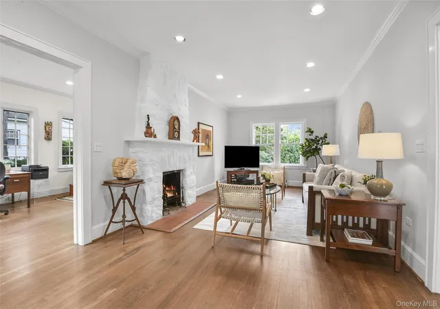 Photo 3 of Single family home for sale at 330 Carroll Ave, Mamaroneck, NY 10543 | MLS# 1043935 | Listing updated on 2026-10-06