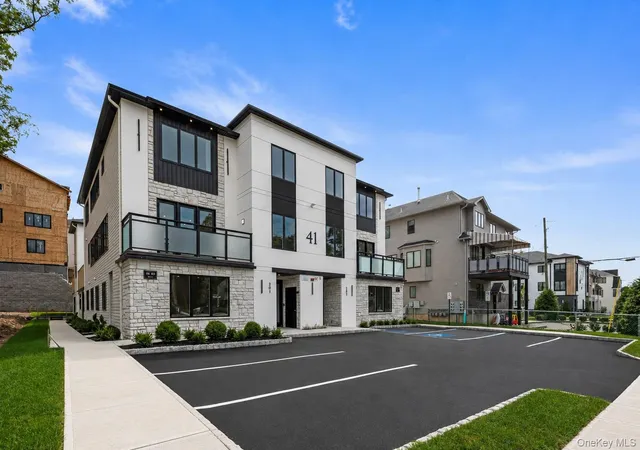 Photo 3 of Condo for sale at 41 Saddle River Rd #111, Ramapo, NY 10952 | MLS# 1043957 | Listing updated on 2026-10-21