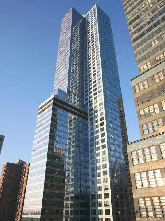 Listing Photo 36 - Condo for sale in 350 W 42Nd St located at 350 W 42Nd St, New York City, NY 10036 - Unit #19I