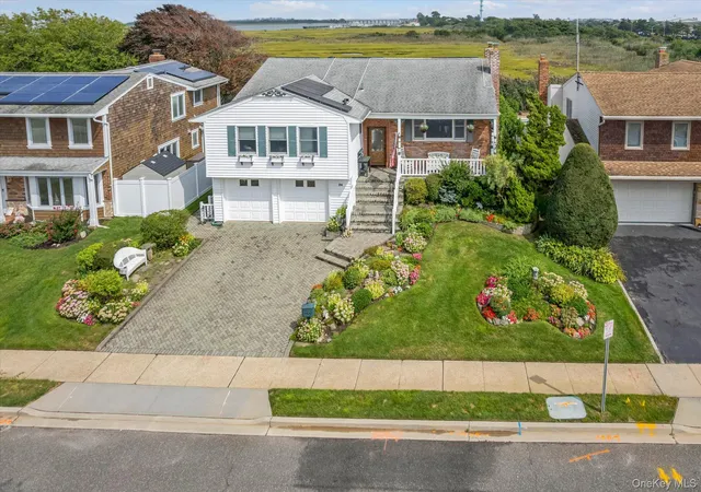 Photo 1 of Single family home for sale at 24 Donna Ln, Hempstead, NY 11561 | MLS# 1043985 | Listing updated on 2026-09-13
