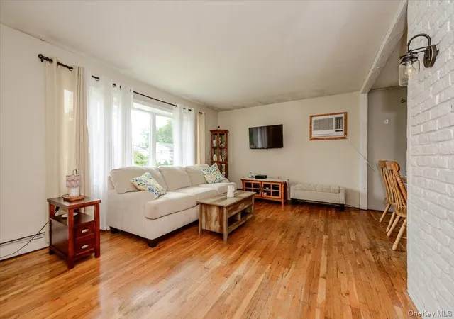 Photo 3 of Single family home for sale at 73 Cherokee Ave, Islip, NY 11795 | MLS# 1043994 | Listing updated on 2026-10-01