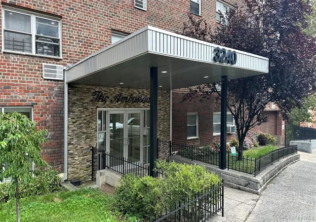 Photo 2 of Condo for sale at 3240 Riverdale Ave #3J, New York, NY 10463 | MLS# 1044006 | Listing updated on 2026-10-08