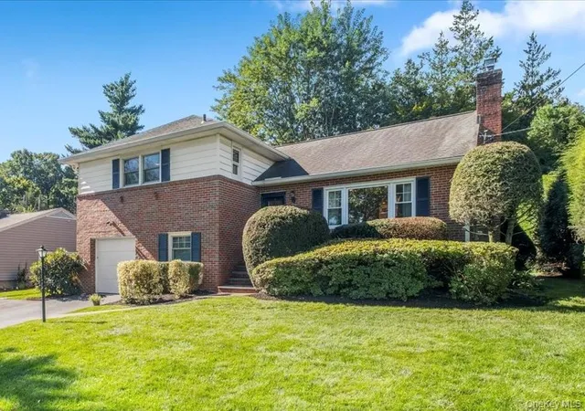 Photo 3 of Sale Pending at 19 Dartmouth Ter, Greenburgh, NY 10607 | MLS# 1044042 | Listing updated on 2026-09-30