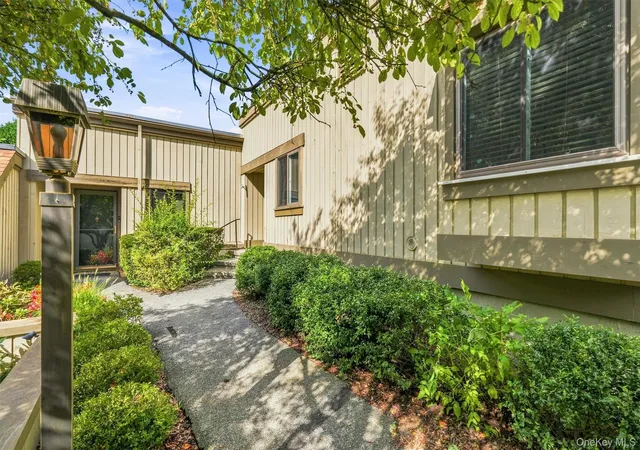 Photo 1 of Sale Pending at 114 Heritage Hills #D, Somers, NY 10589 | MLS# 1044053 | Listing updated on 2026-09-29